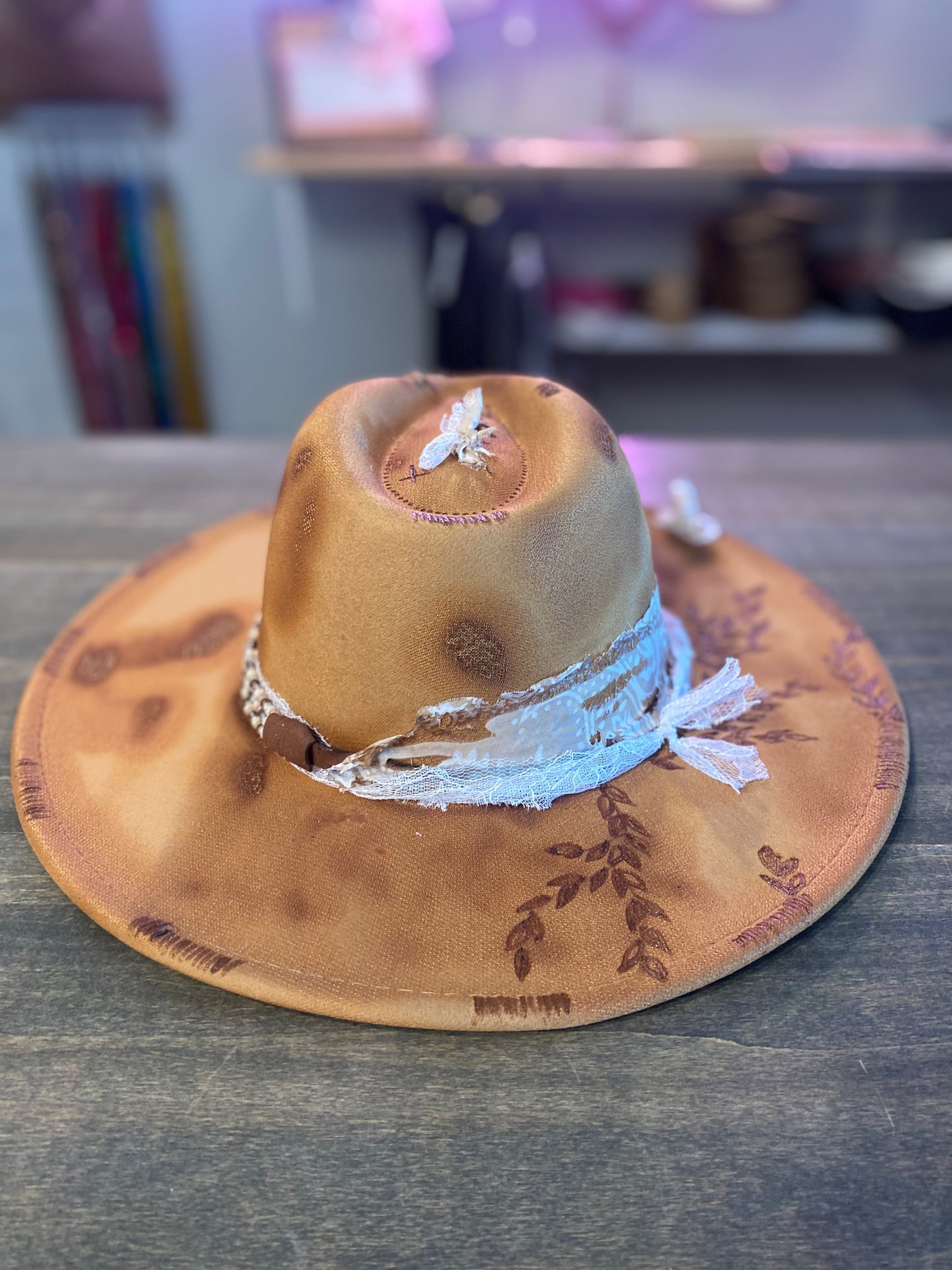 Custom brim