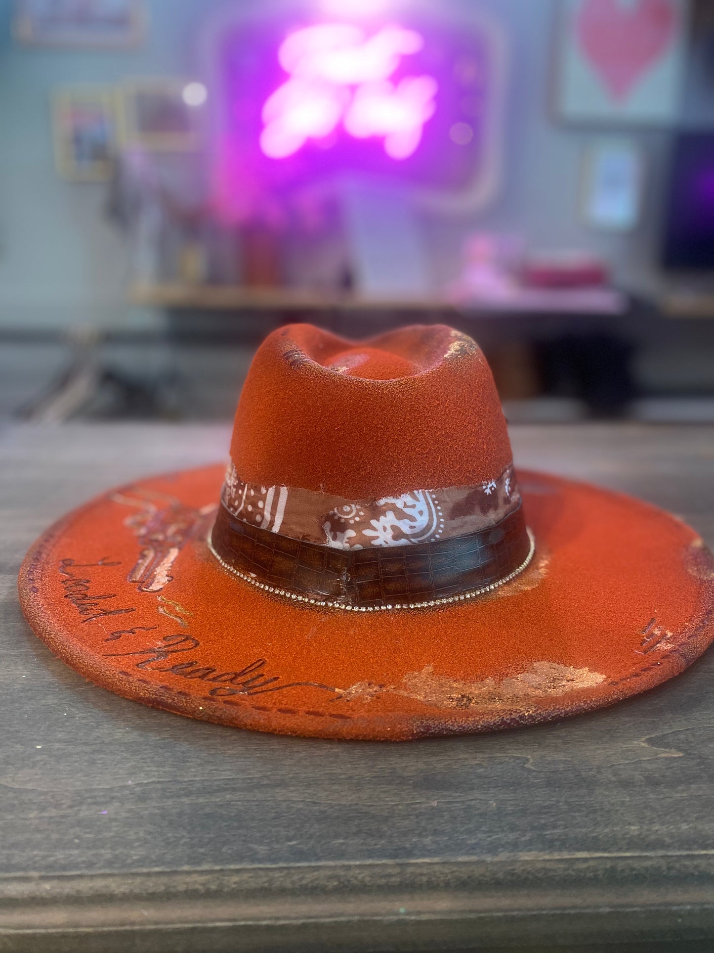 Custom Brim 987