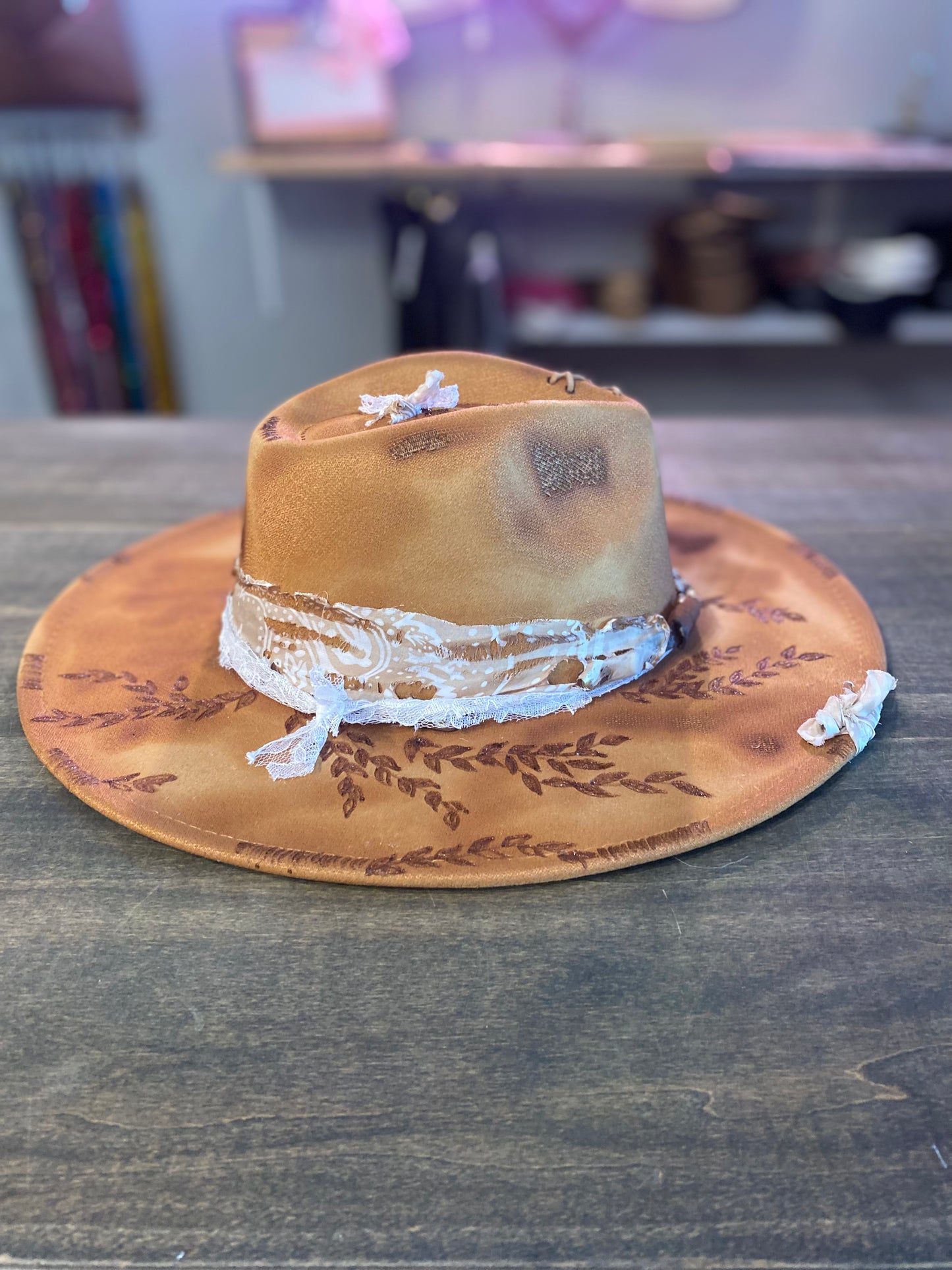 Custom brim