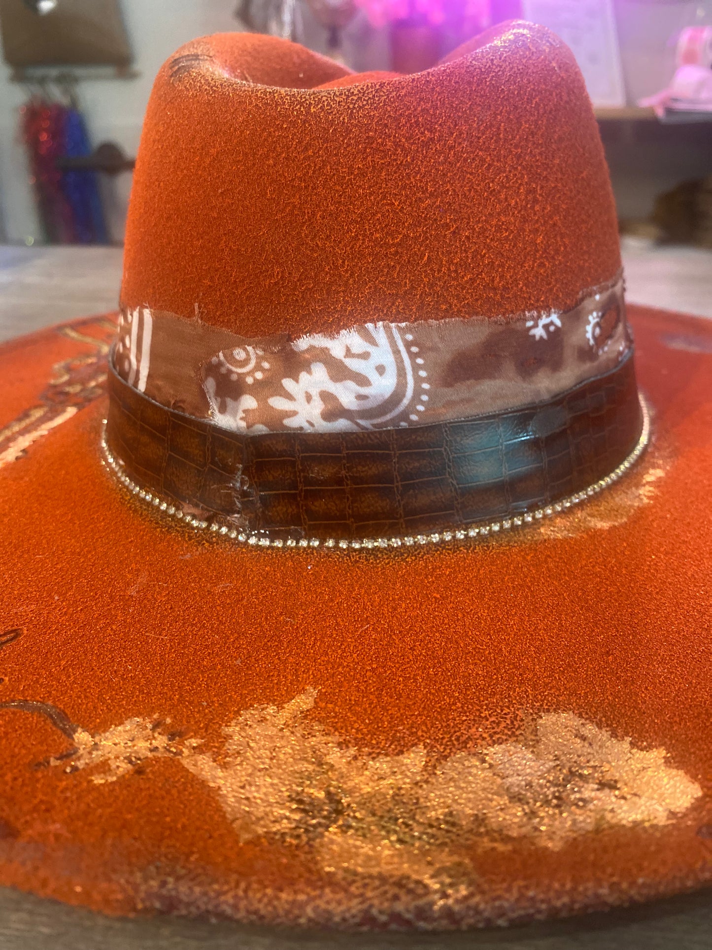 Custom Brim 987