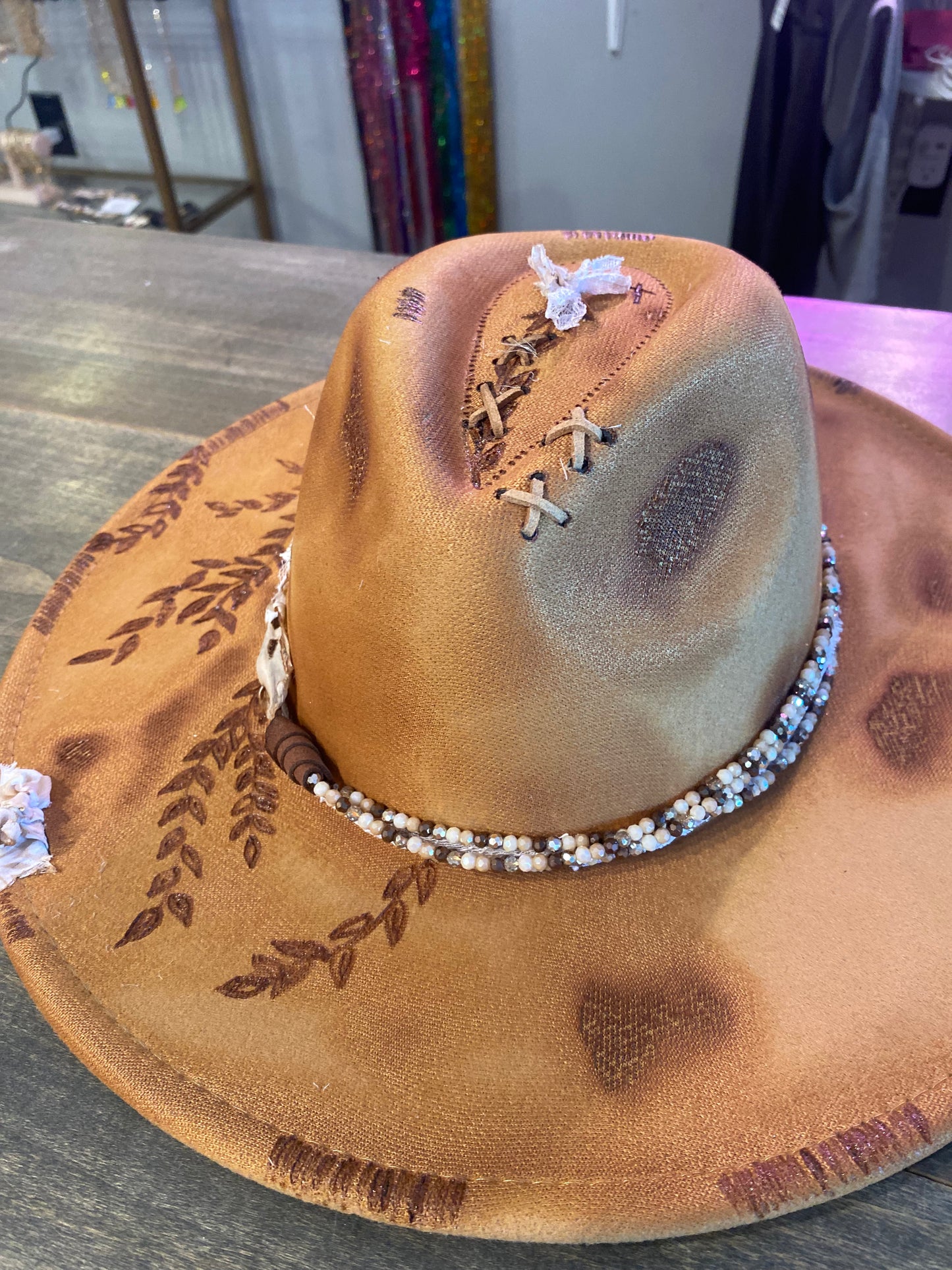 Custom brim