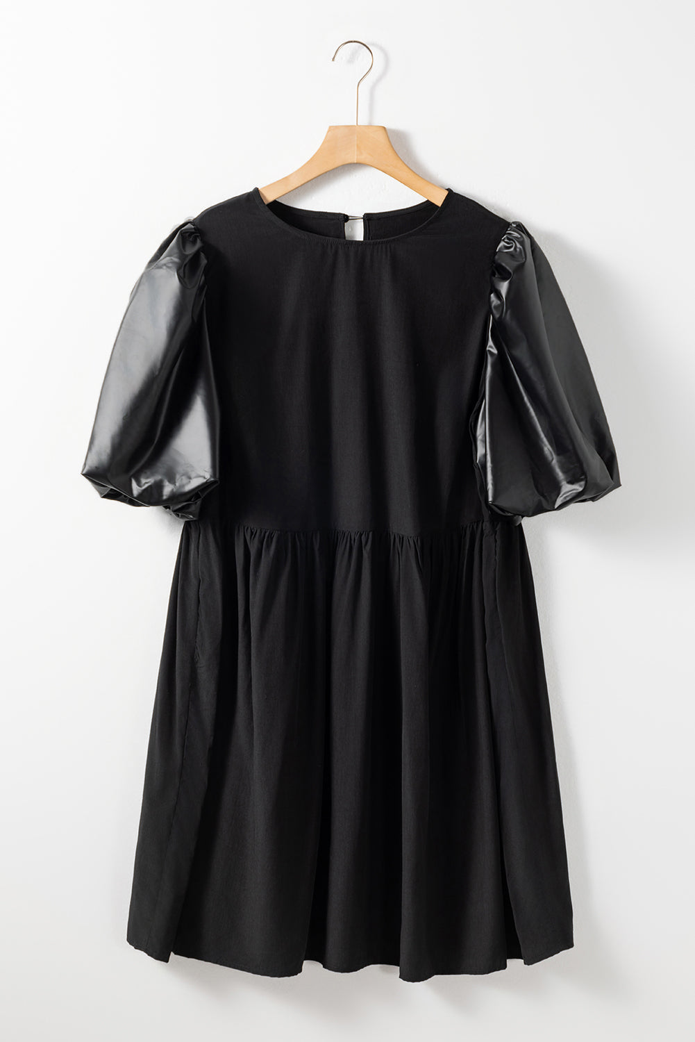 Black Plus Size Half Puff Sleeve Swing Dress
