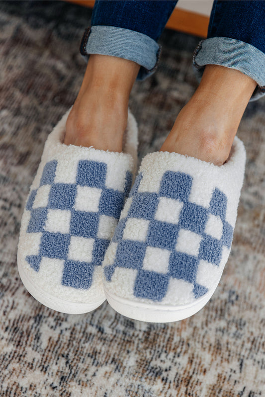 Black checkered  print fuzzy slip