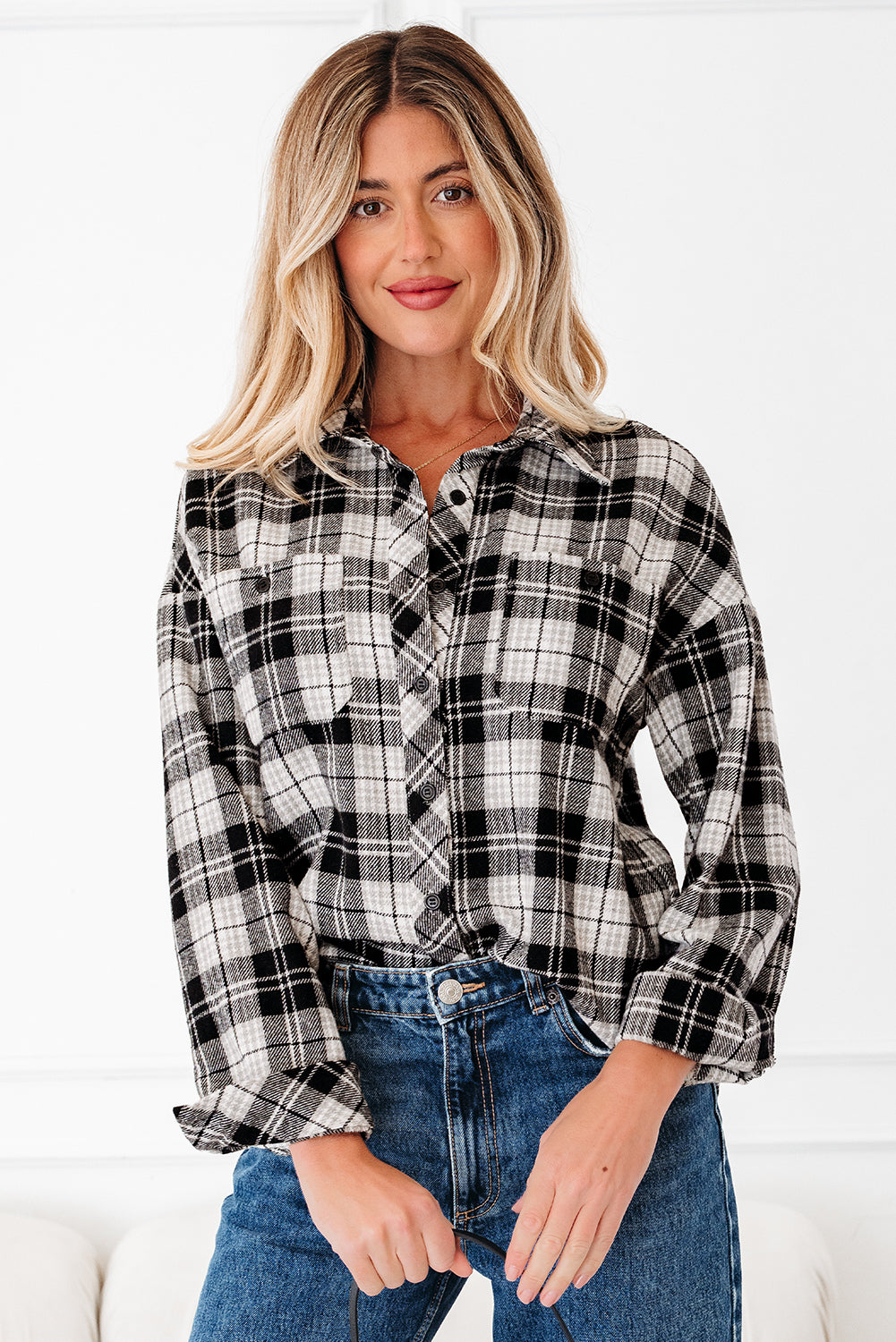 Black Plaid Print Chest Pockets Buttoned Shirt