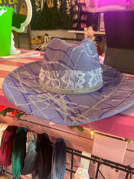 Custom Brim Betty