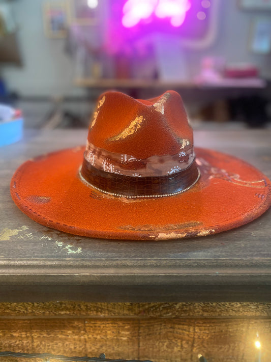 Custom Brim 987