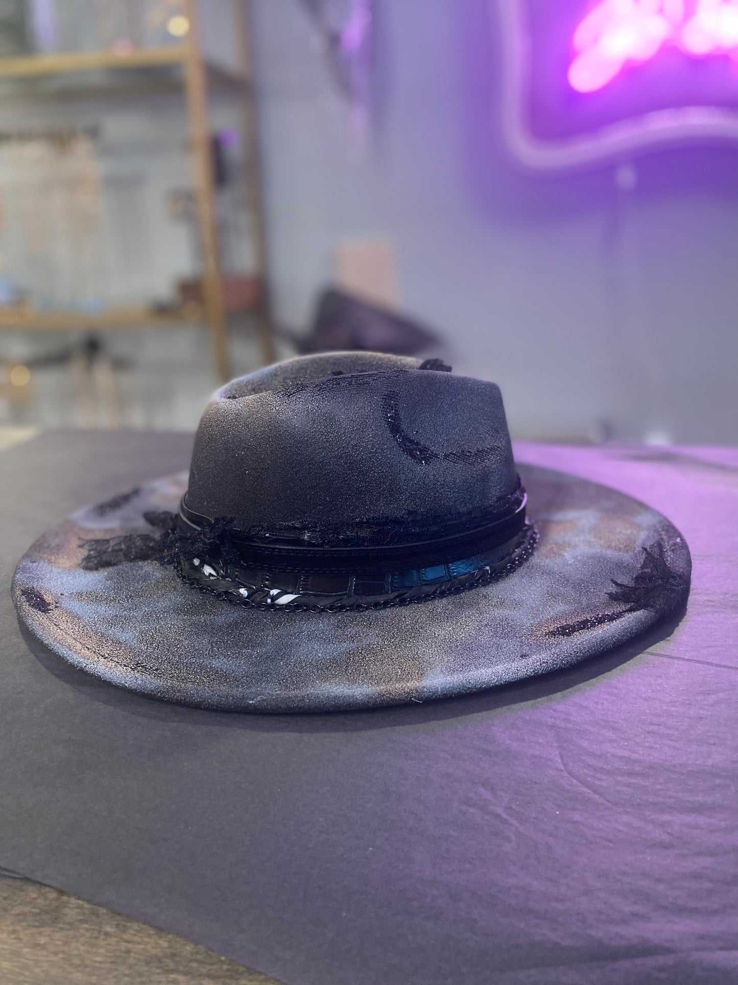 Black Brim5
