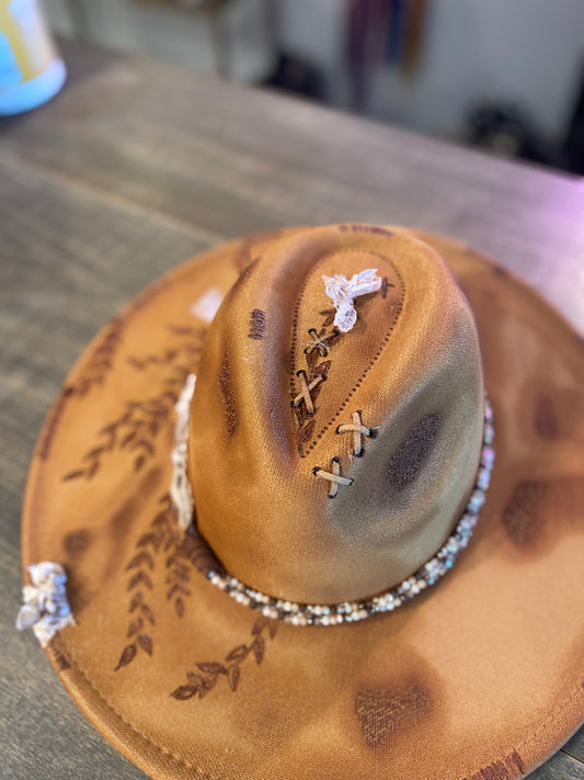Custom brim