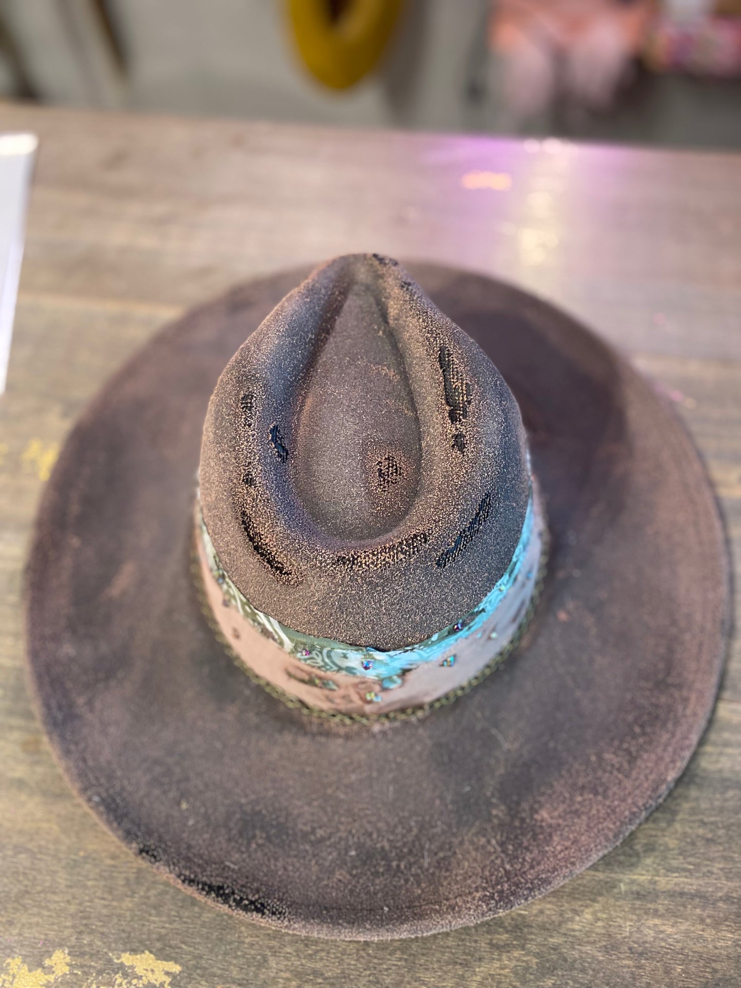 Custom Brim 7744